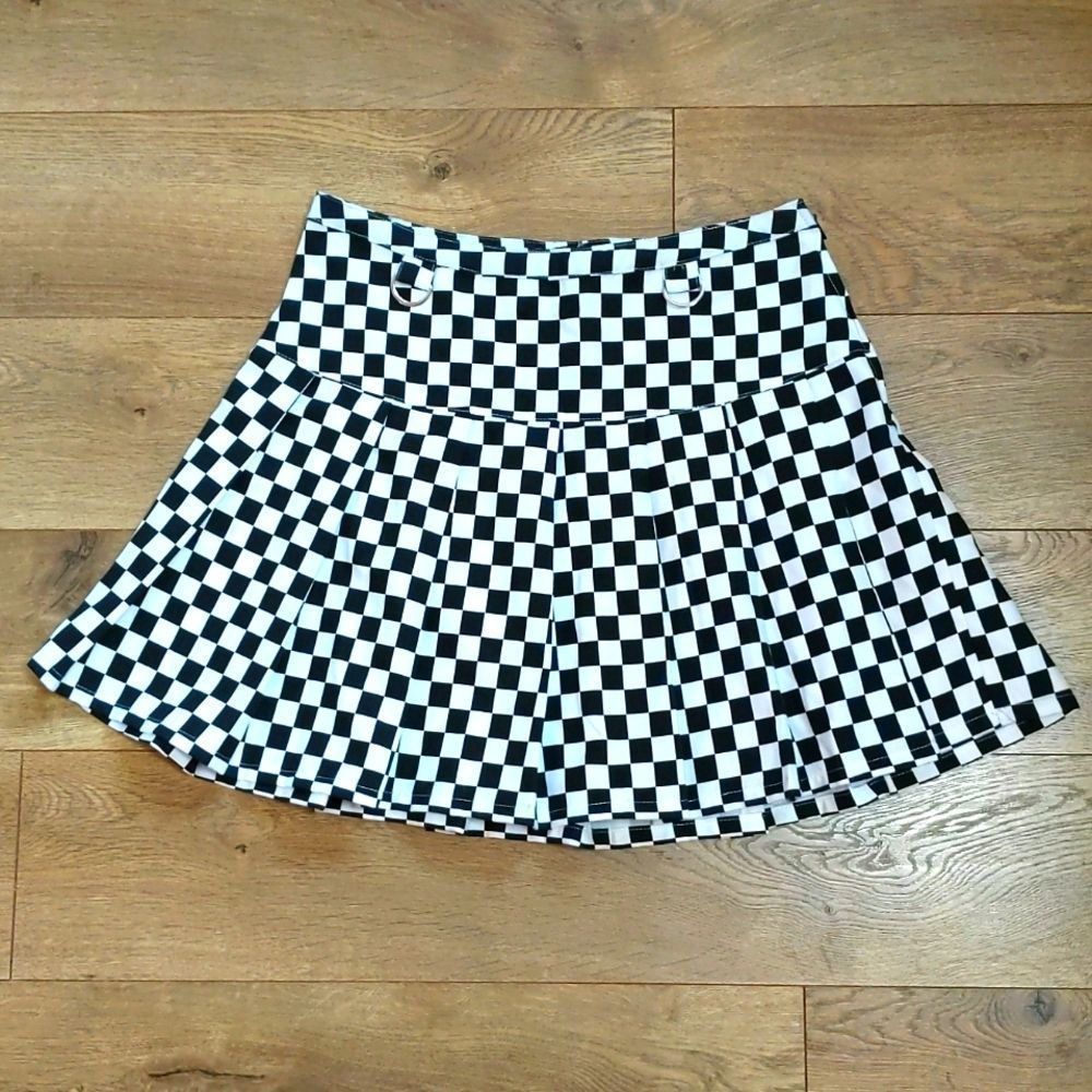 Hot Topic Silver Grommet Pleated Checkered Suspender Skirt M - no suspenders
